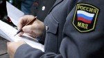 В Белгороде полицейские установили женщину, похитившую из подъезда цветок
